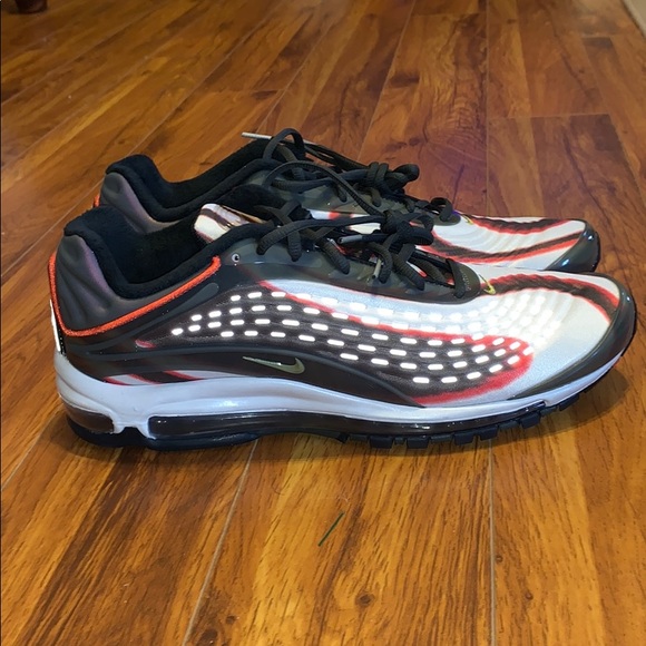 air max deluxe size 13